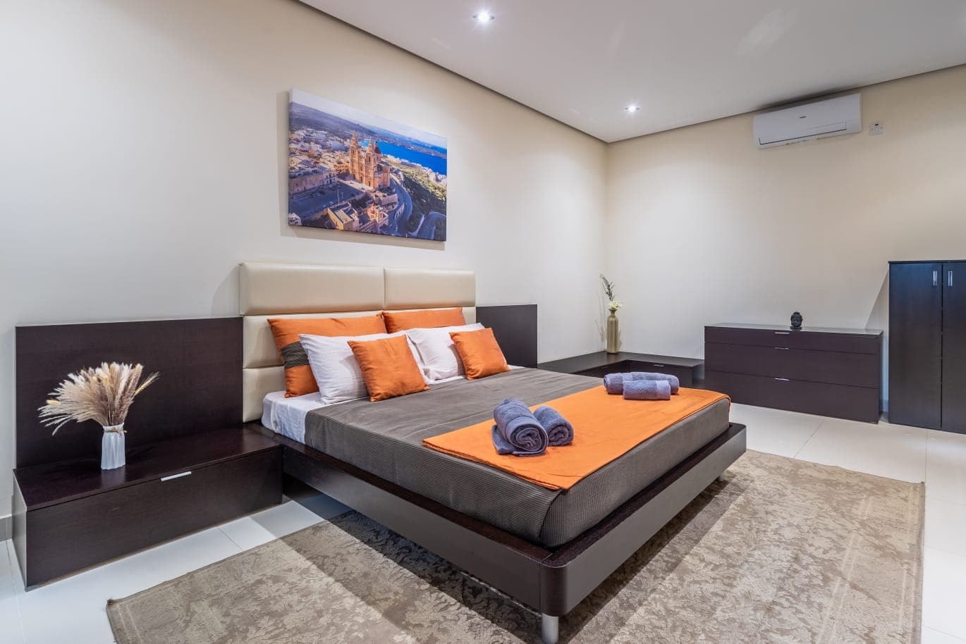 Three bedroom Apartment with Large Terrace and Seaview in Qawra - thumbnail 21