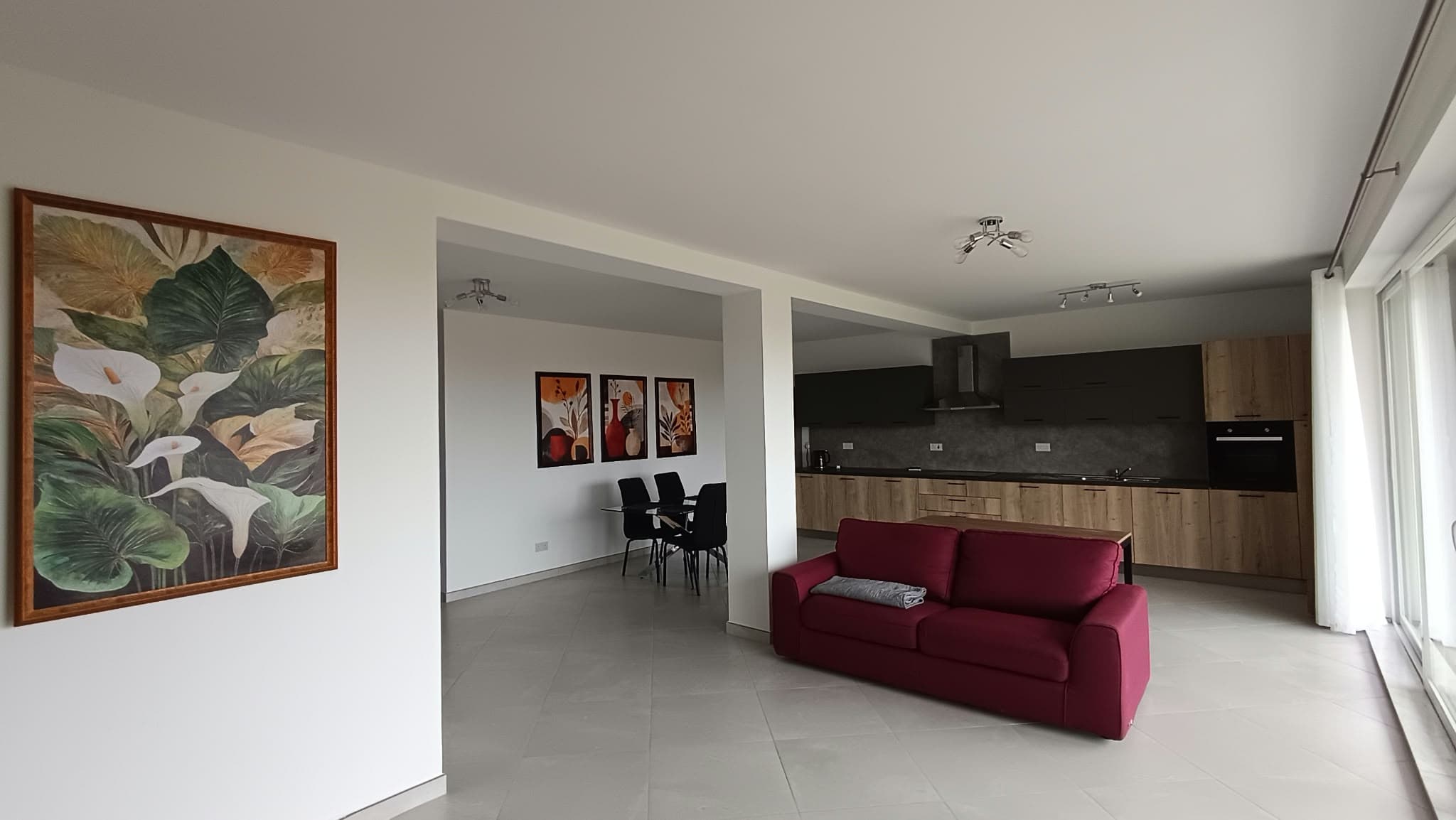 Three Bedroom Apartment with a Large Terrace and Valley Views in Mosta - thumbnail 3
