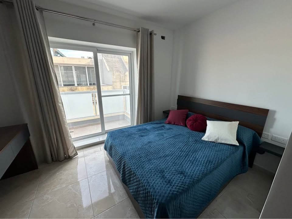 Penthouse in St. Julians - thumbnail 7