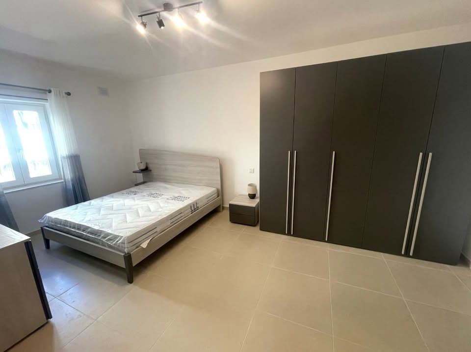 Apartment in Sliema - thumbnail 2