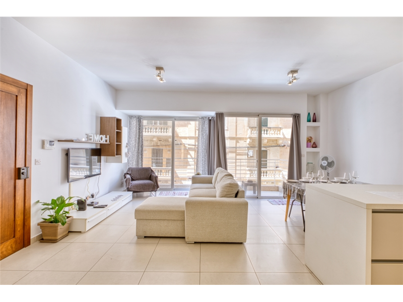 Apartment in Sliema - Photo 1 of 31