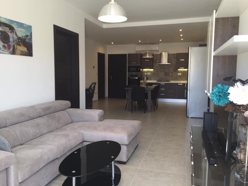 Maisonette in Sliema - Photo 1 of 8