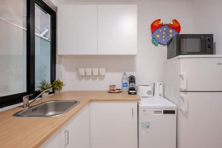 Three Bedroom Apartment with Large Terrace in St Julians  - thumbnail 10