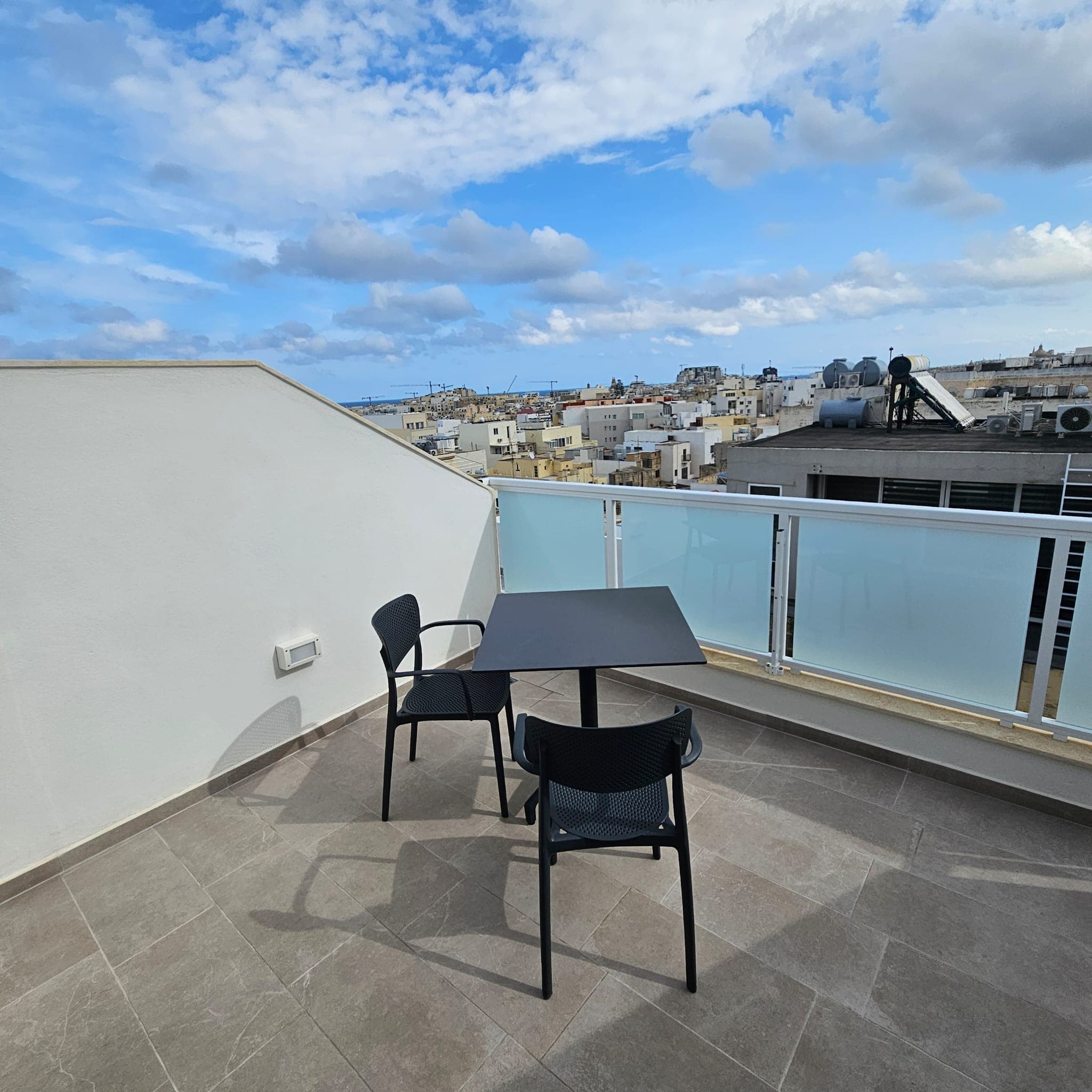 Penthouse in St Julians - Photo 1 of 15
