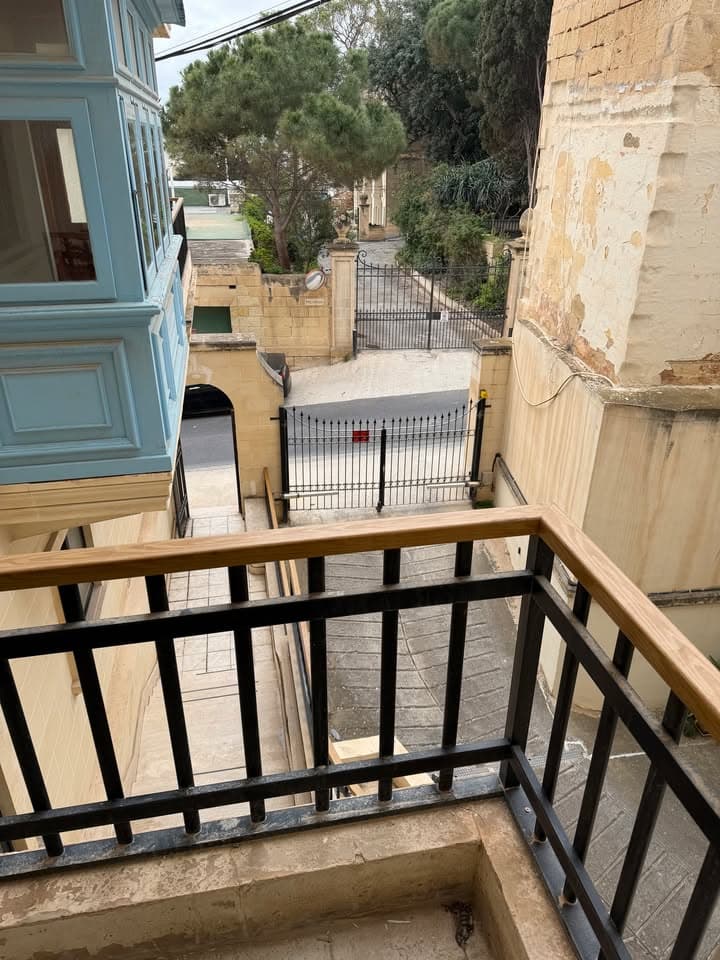 Apartment in St Julians - Photo 1 of 7
