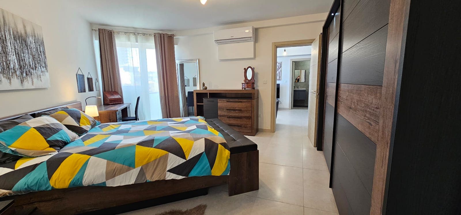 One Bedroom Apartment with a Private Balcony in Gzira - thumbnail 9