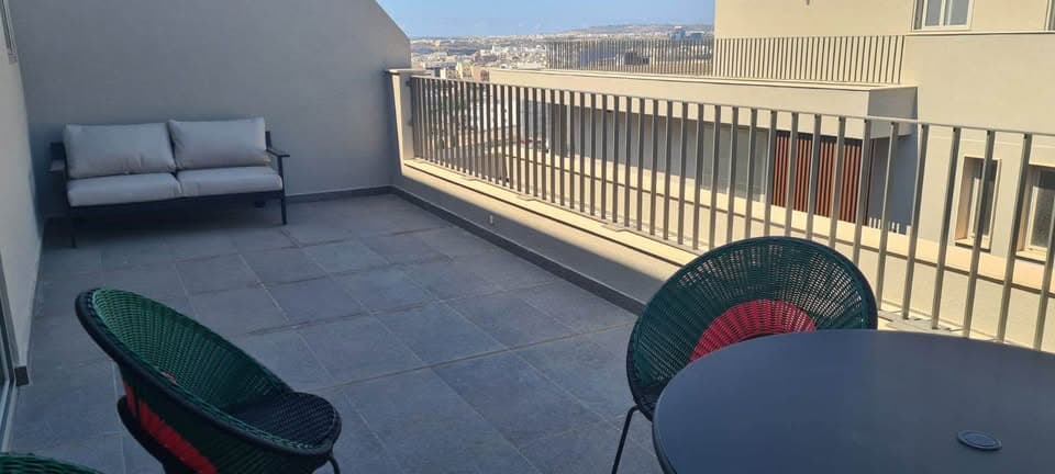 Penthouse in San Gwann - Photo 1 of 9