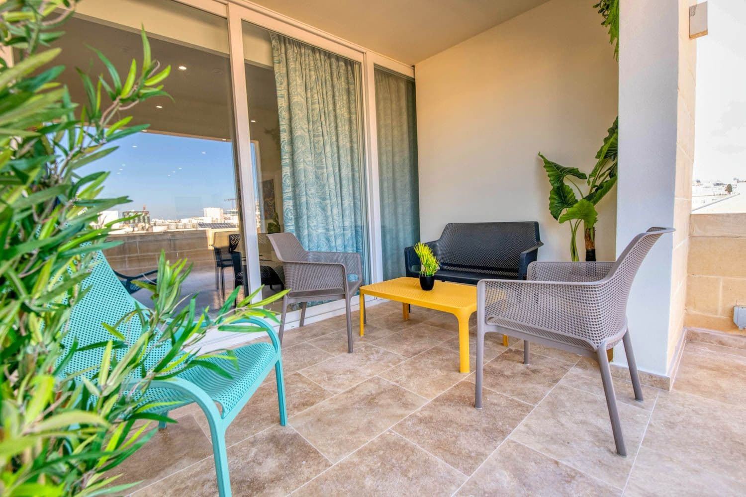 Penthouse in St. Julians - thumbnail 41