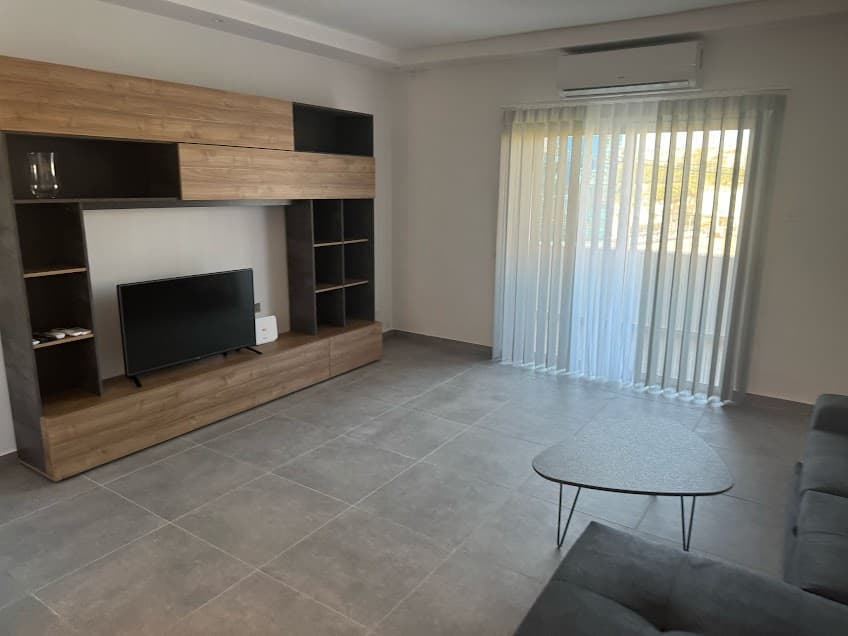 Apartment in St. Julians - thumbnail 2