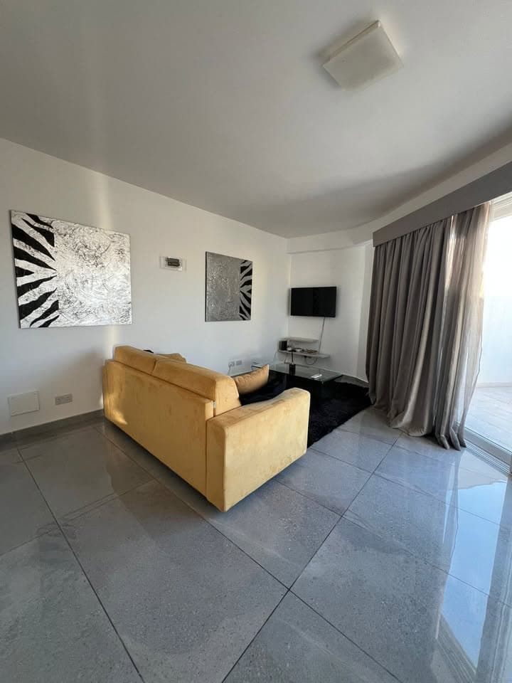 Penthouse in Swieqi - thumbnail 2
