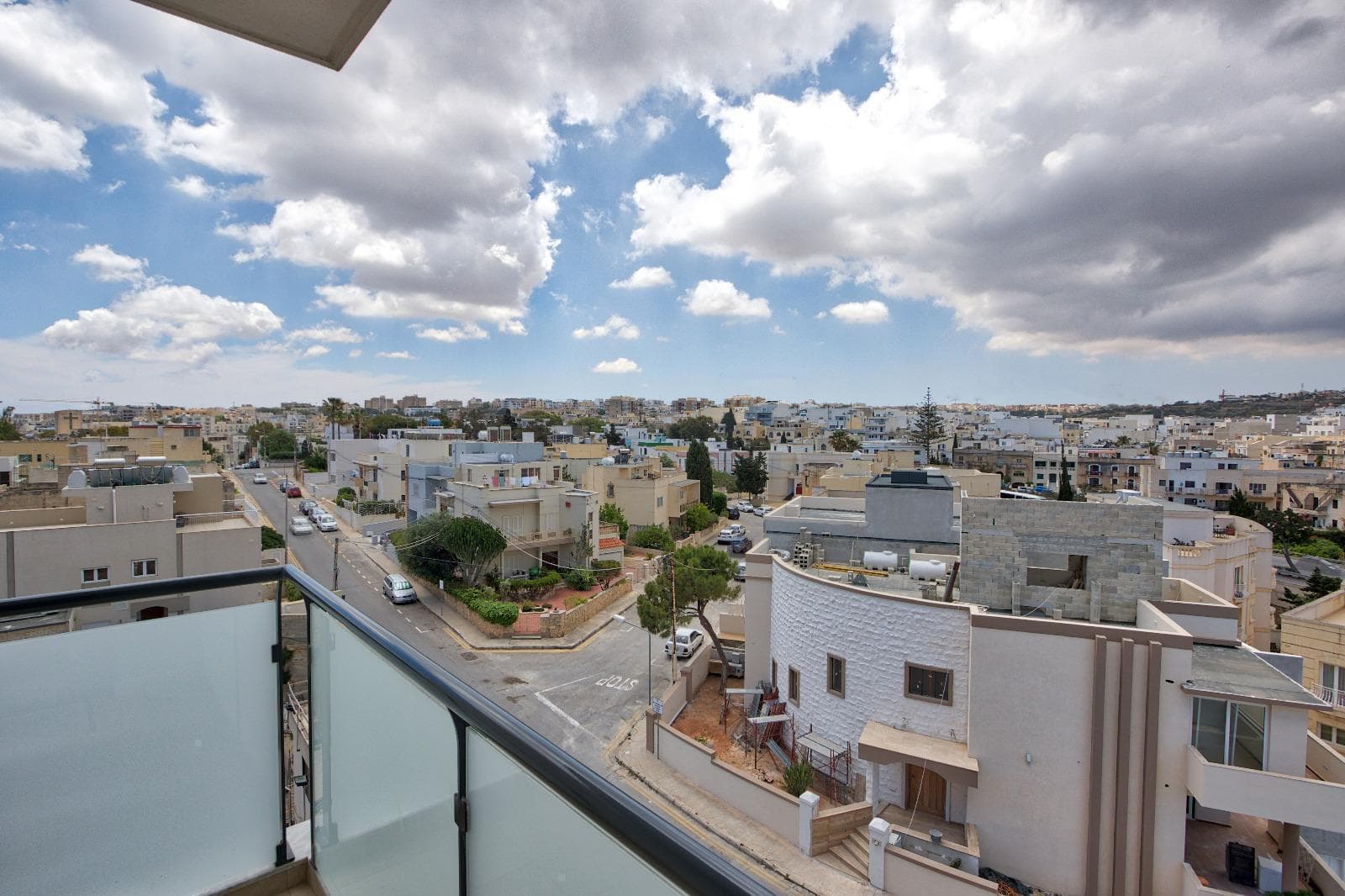 Apartment in St Julians - Photo 1 of 20