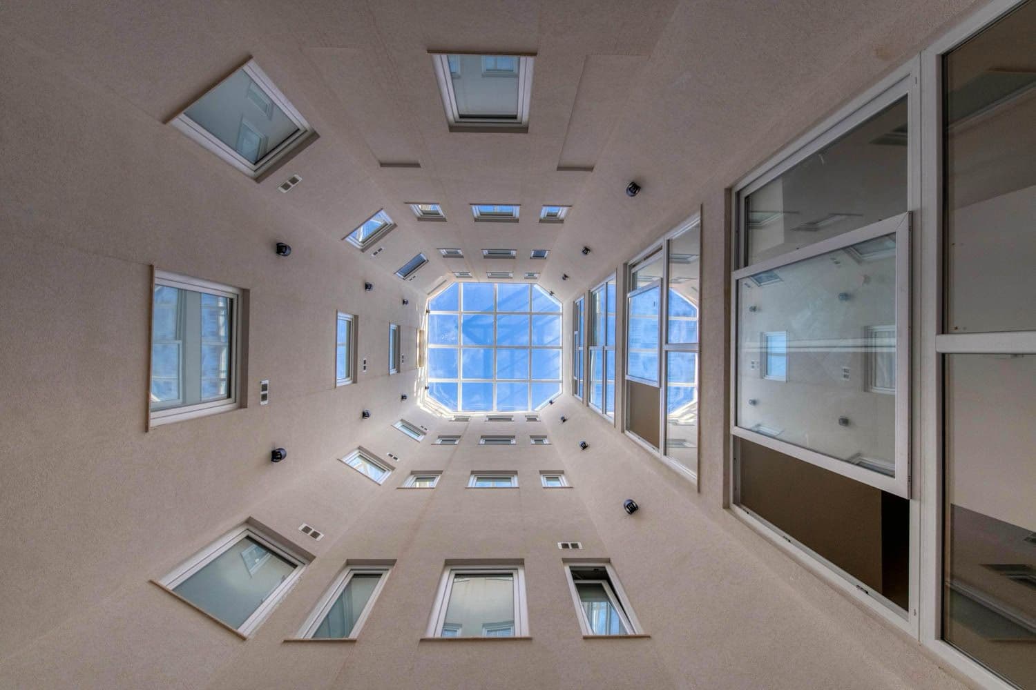 Penthouse in St. Julians - thumbnail 25