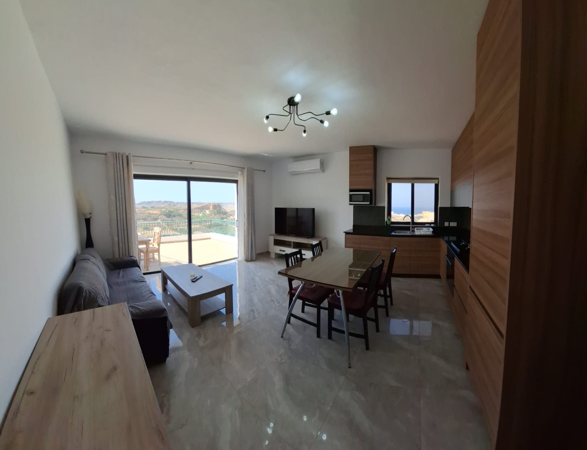 Penthouse with Jacuzzi in Xaghra - thumbnail 7