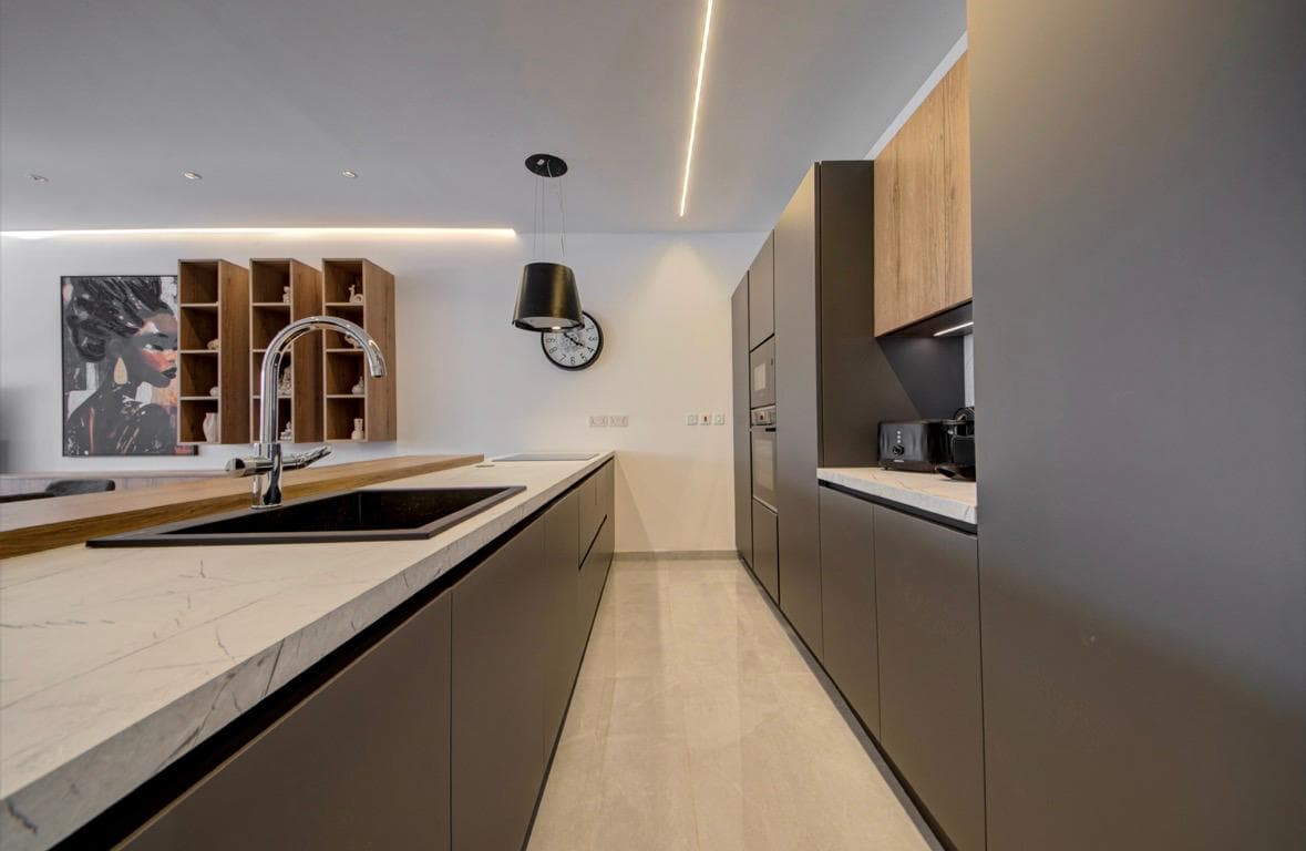 Two Bedroom Maisonette with a Walk-in Wardrobe in Birkirkara  - thumbnail 11