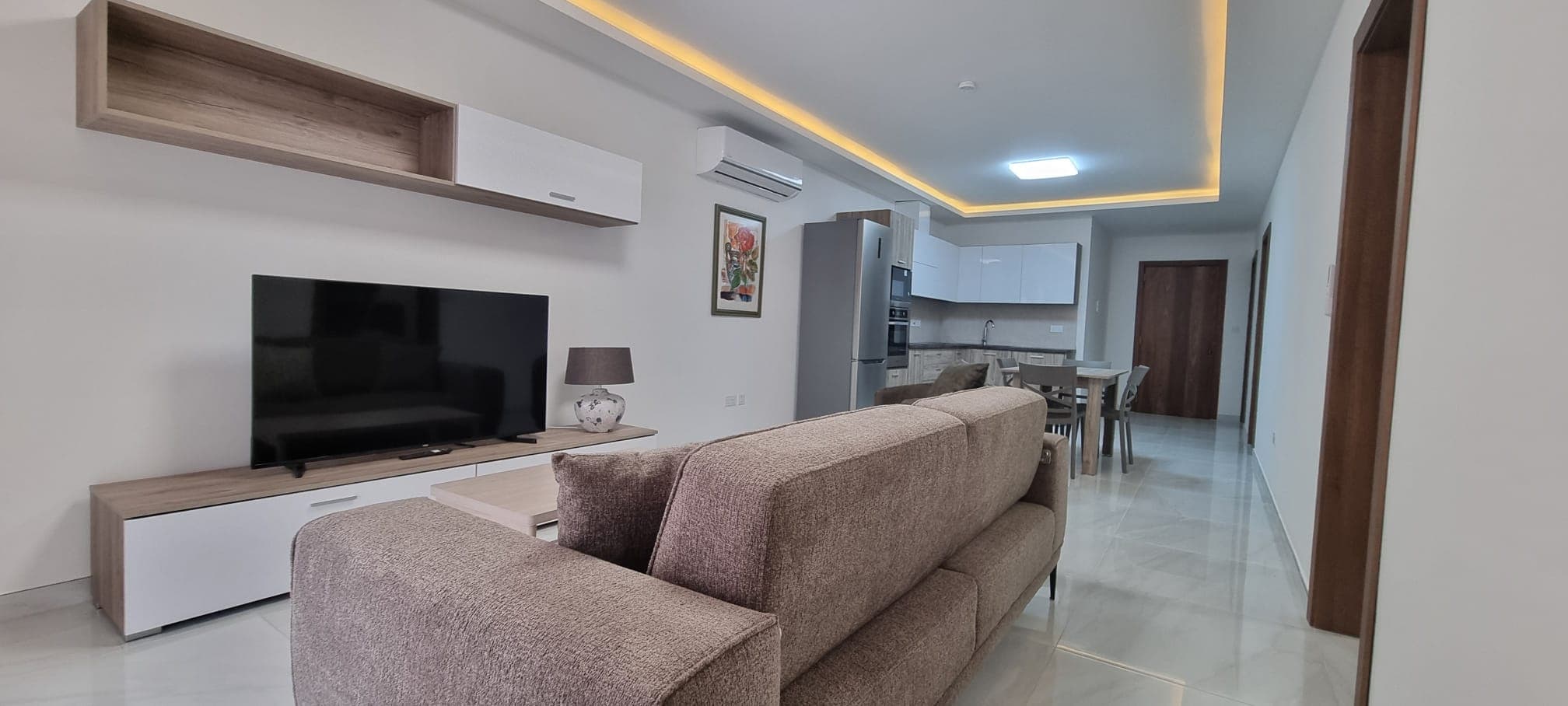 Apartment in St Pauls Bay - Photo 1 of 10