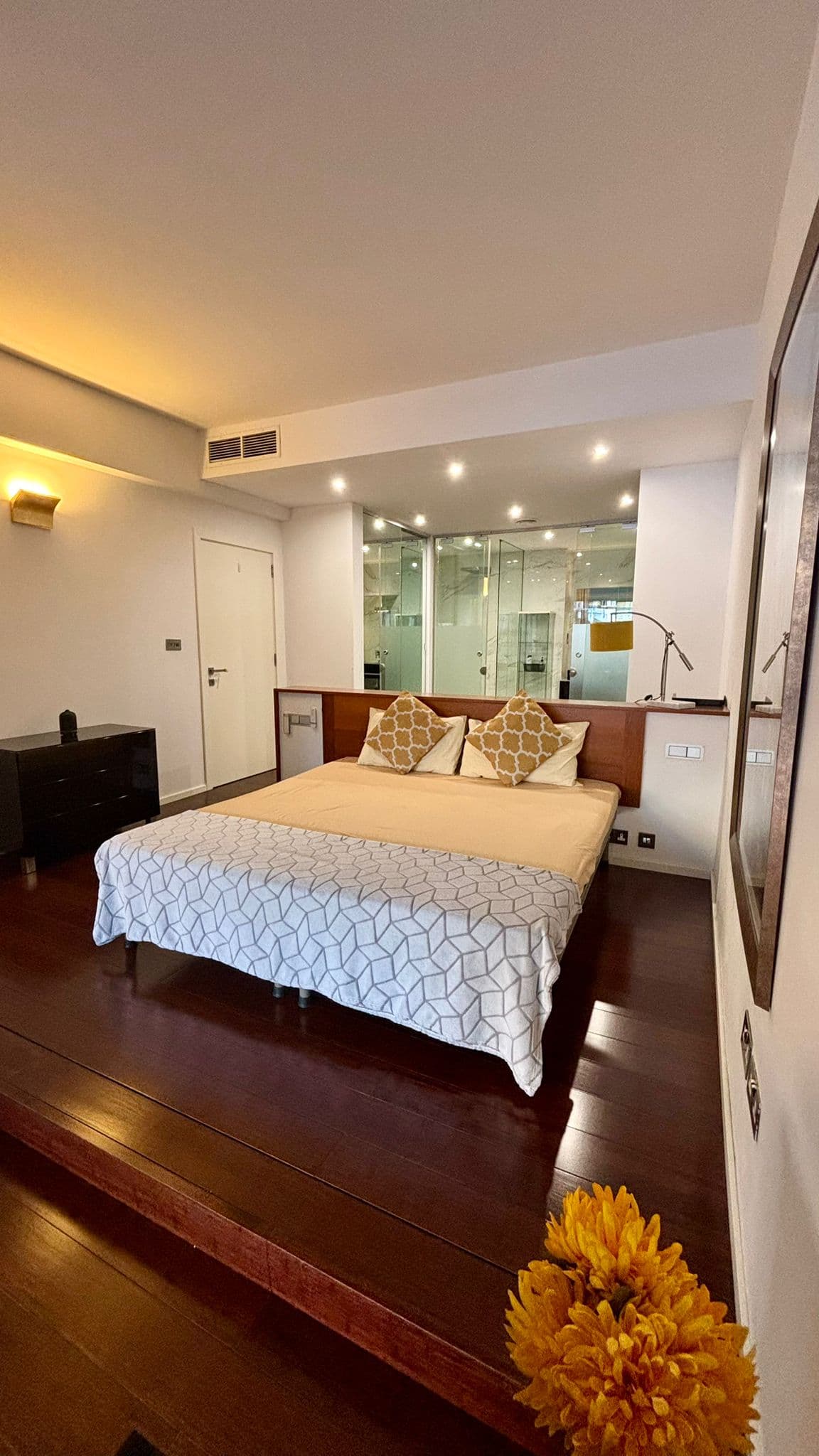 Apartment in St Julians - Photo 1 of 24