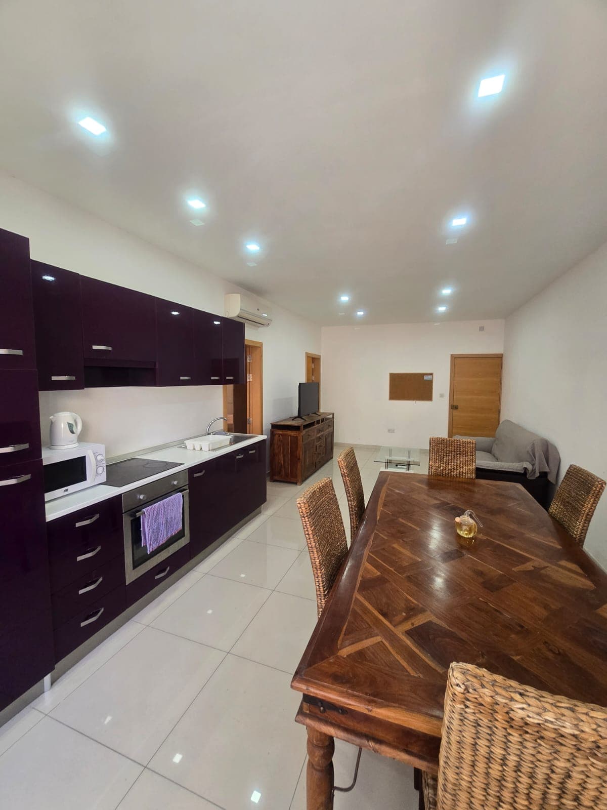 Apartment in St Julians - Photo 1 of 7