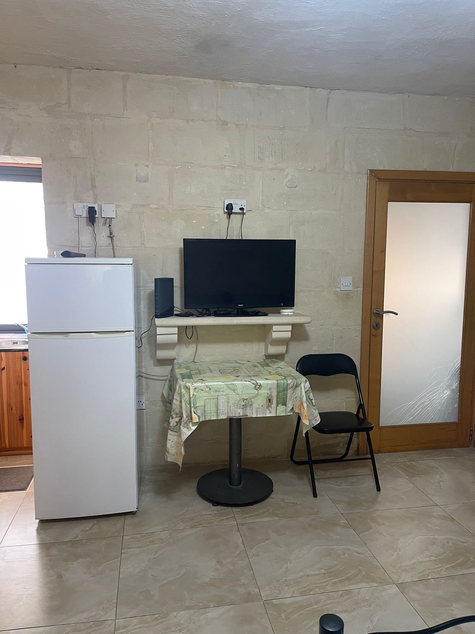 Studio in Floriana - thumbnail 3