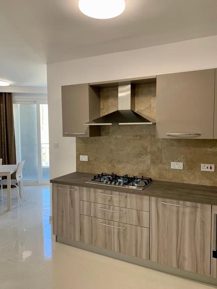 Two Bedrrom Apartment with Balconies in Gzira  - thumbnail 7