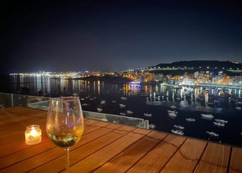 Penthouse with private swimming Pool Xemxija - thumbnail 2
