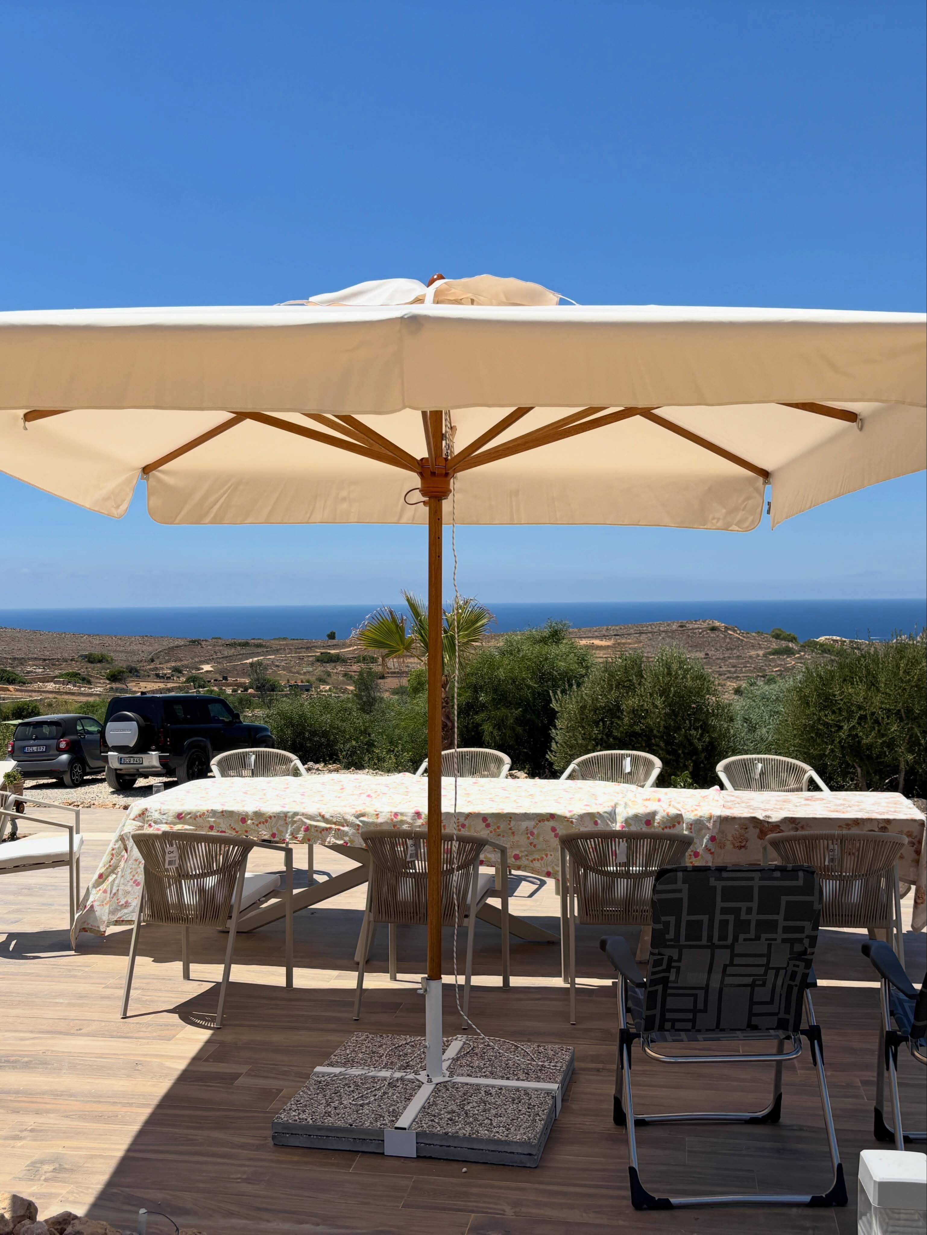 Fully Detached & Exclusive Villa with infinity Pool and Seaview's in Mgarr - thumbnail 11