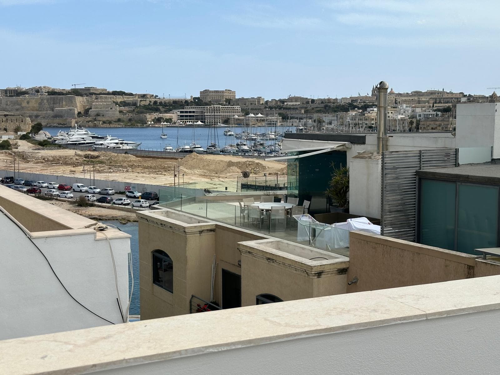 Penthouse in Gzira - Photo 1 of 16