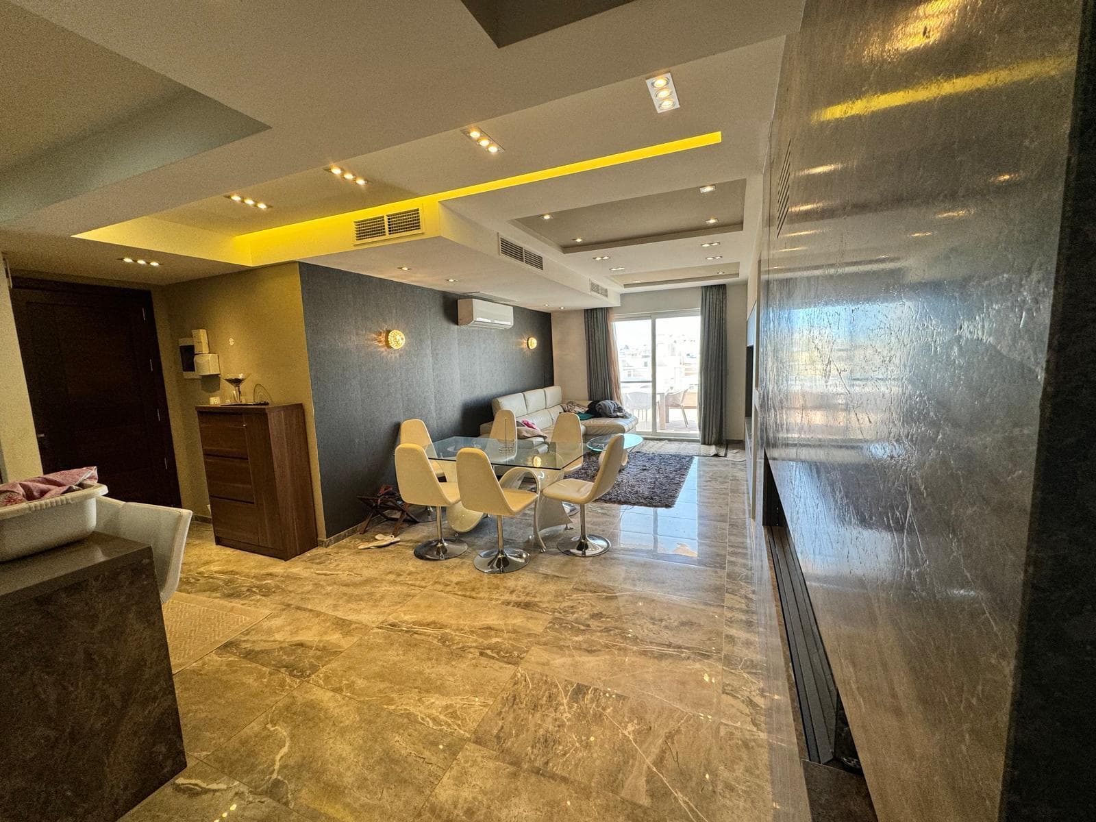 Penthouse in Attard - thumbnail 2