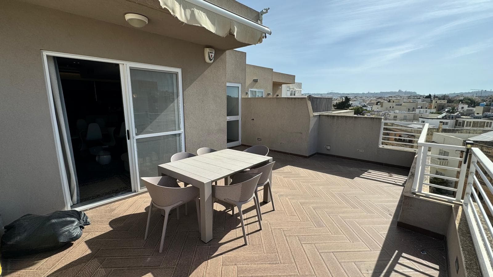 Penthouse in Attard - thumbnail 11