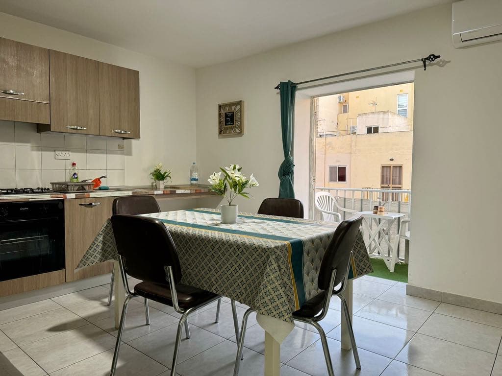 Apartment in Qawra - Photo 1 of 15
