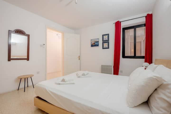 Three Bedroom Apartment with Large Terrace in St Julians  - thumbnail 18