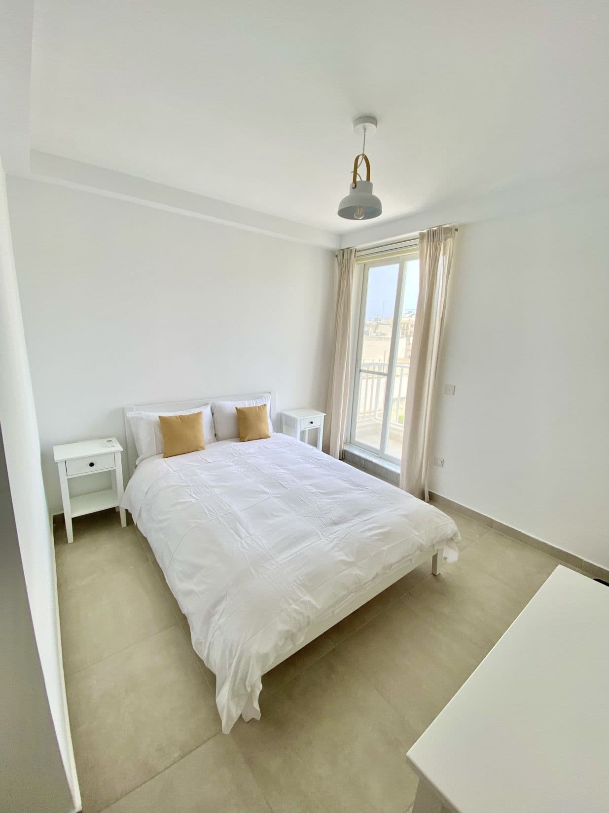 Three bedroom Apartment with a Large Terrace in Msida - thumbnail 15