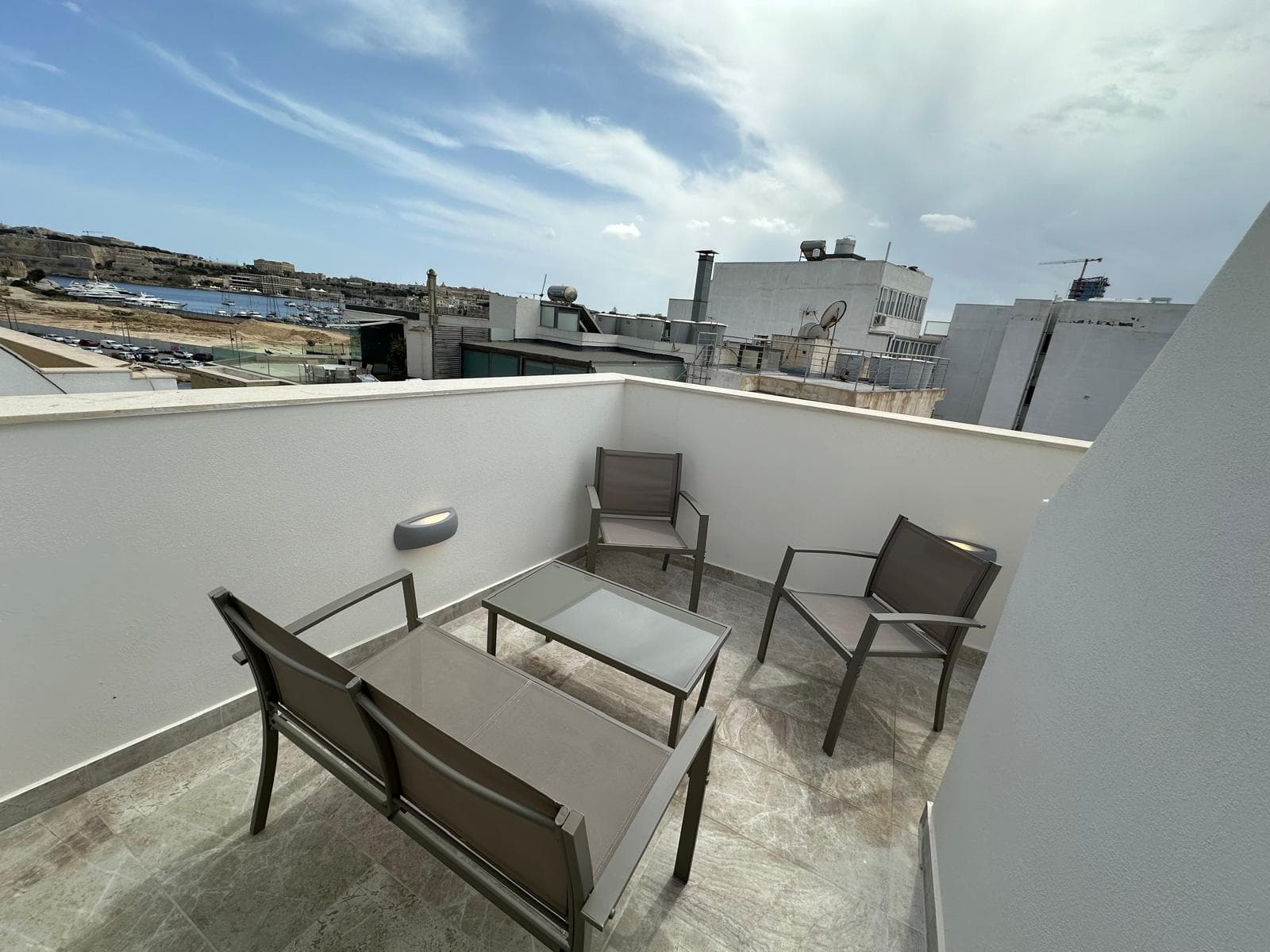 Duplex Penthouse in Gzira - thumbnail 2