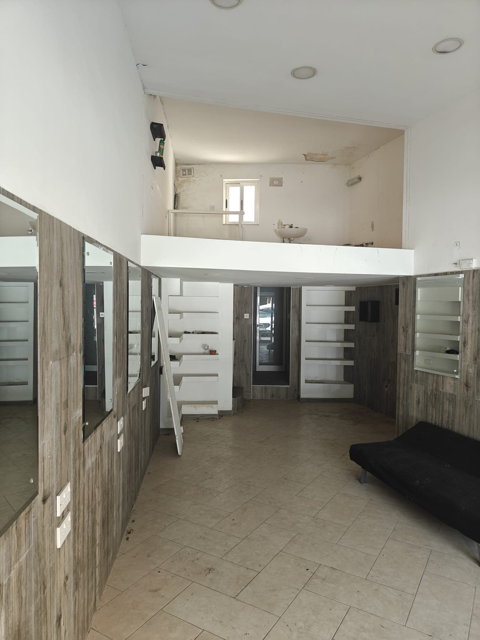 Shop in Gzira - Photo 1 of 5
