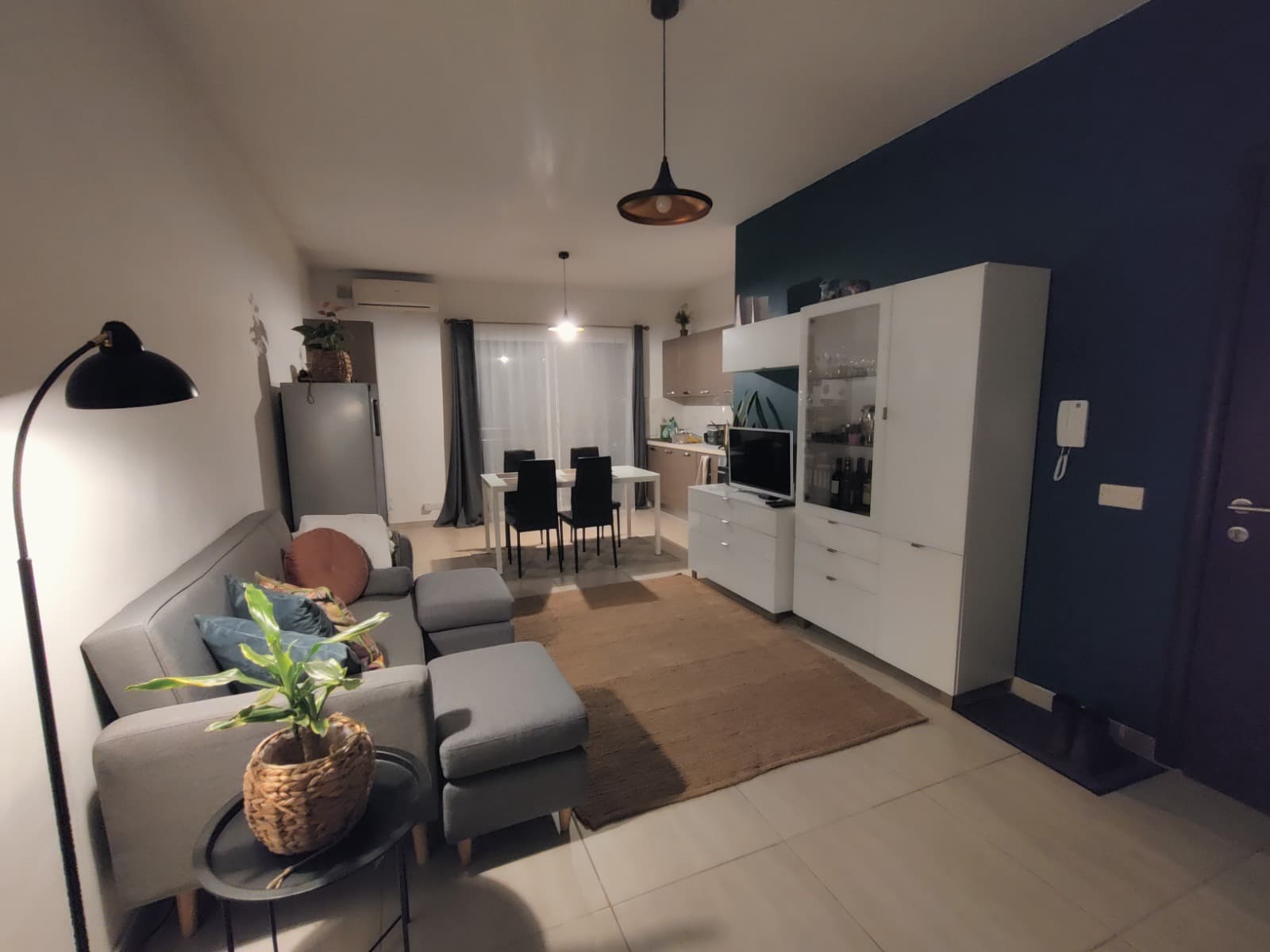 Two Bedroom Apartment with Sea and Valley views in San Gwann - thumbnail 5