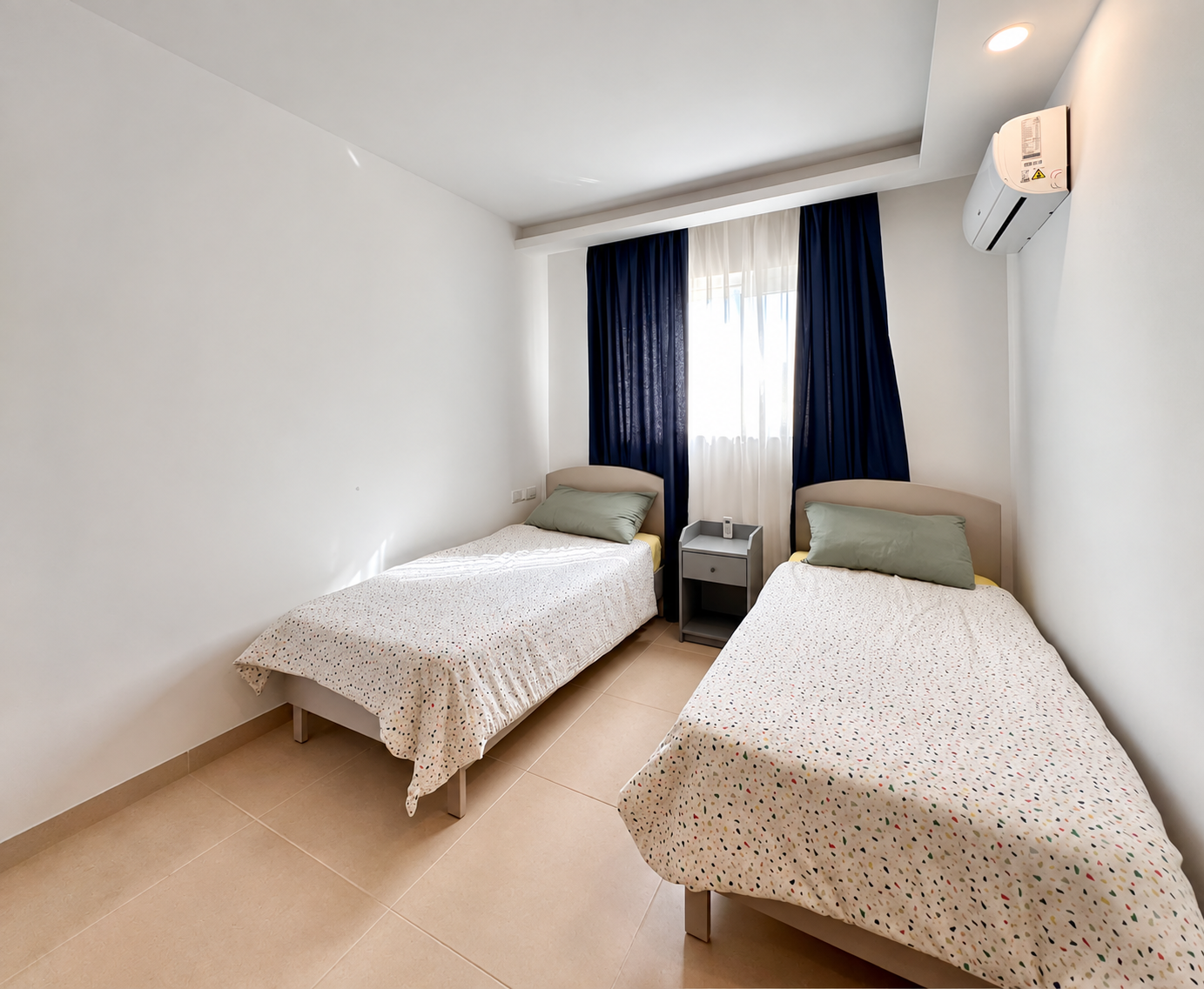 Two Bedroom Apartment with Balcony in San Gwann - thumbnail 11