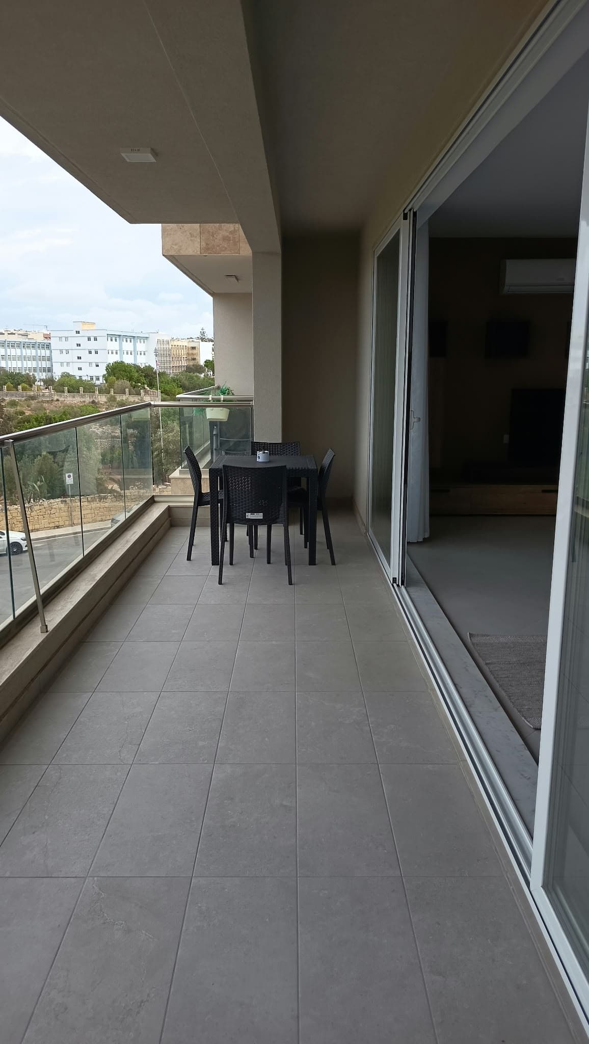 Three Bedroom Apartment with a Large Terrace and Valley Views in Mosta - thumbnail 10