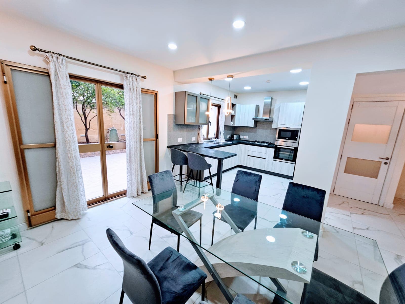 House in Santa Lucia - thumbnail 6