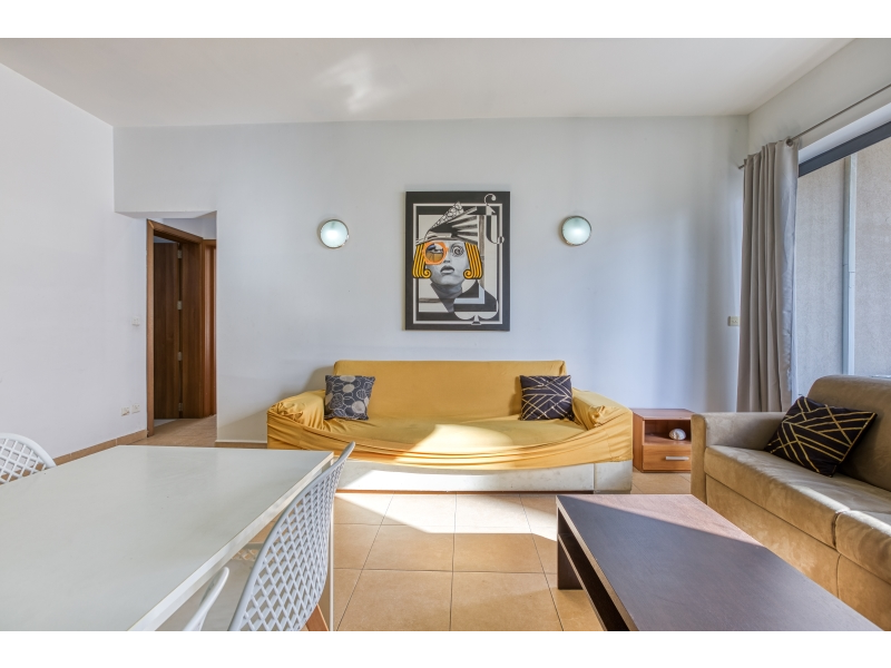 Two Bedroom Apartment with Private Balcony in St Julians - thumbnail 2