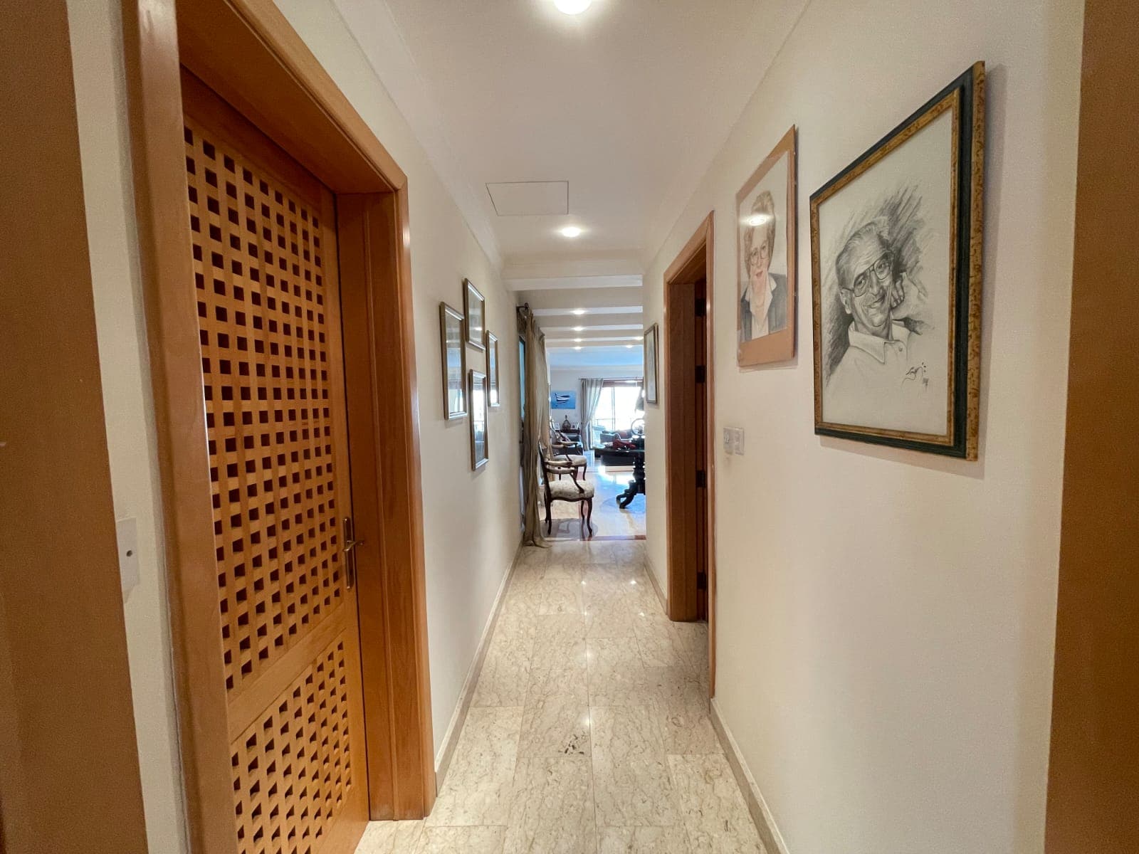 Apartment facing the Marina in Portomaso - thumbnail 9