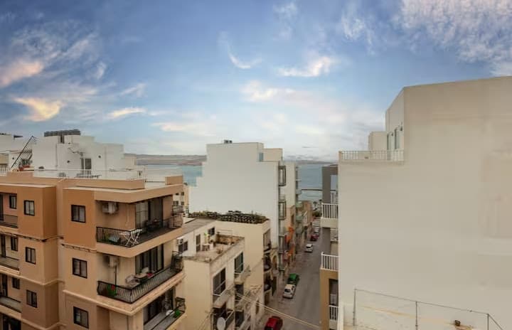 Penthouse in St. Pauls Bay - thumbnail 11
