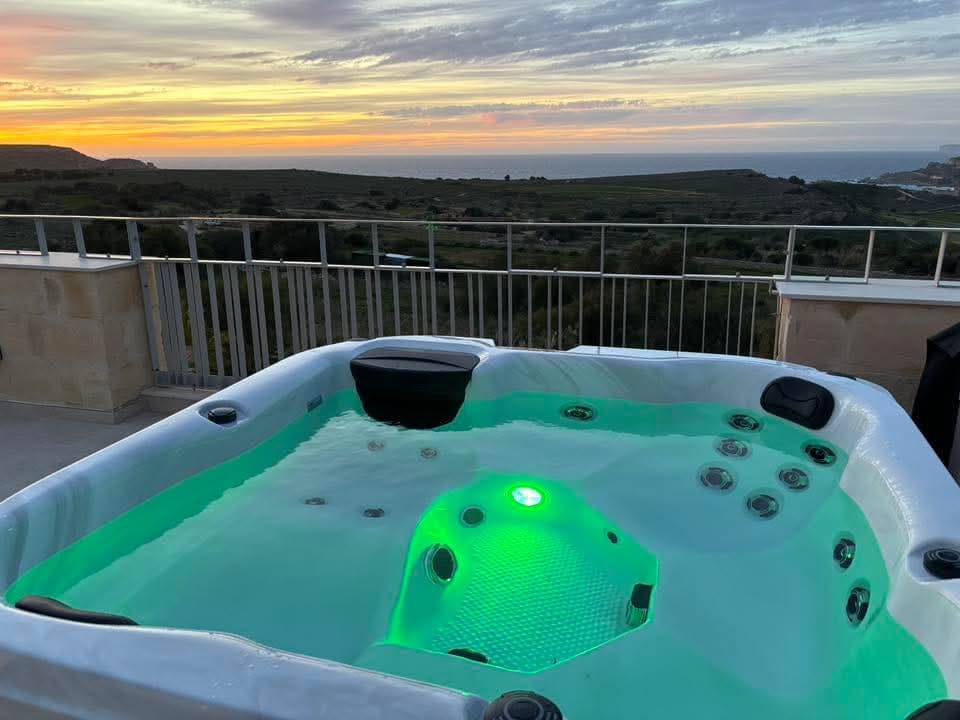 Villa in Mgarr - Photo 1 of 34