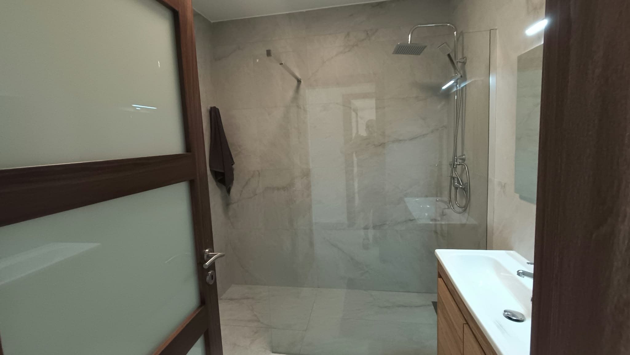 Three Bedroom Apartment with a Large Terrace and Valley Views in Mosta - thumbnail 15