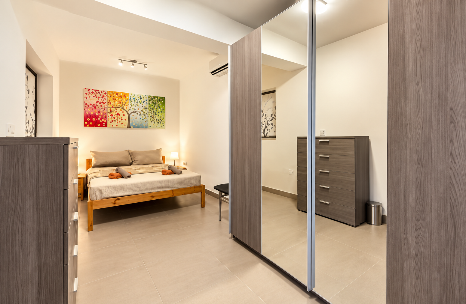 One bedroom Apartment with a Terrace and Seaview in St. Pauls Bay - thumbnail 6
