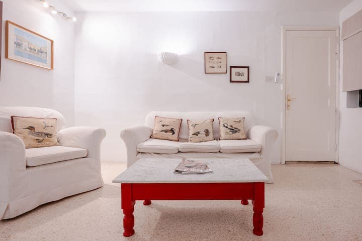Three Bedroom Apartment with Large Terrace in St Julians  - thumbnail 5