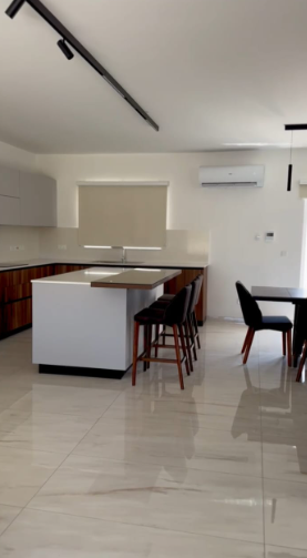 Penthouse in St. Pauls Bay - thumbnail 4