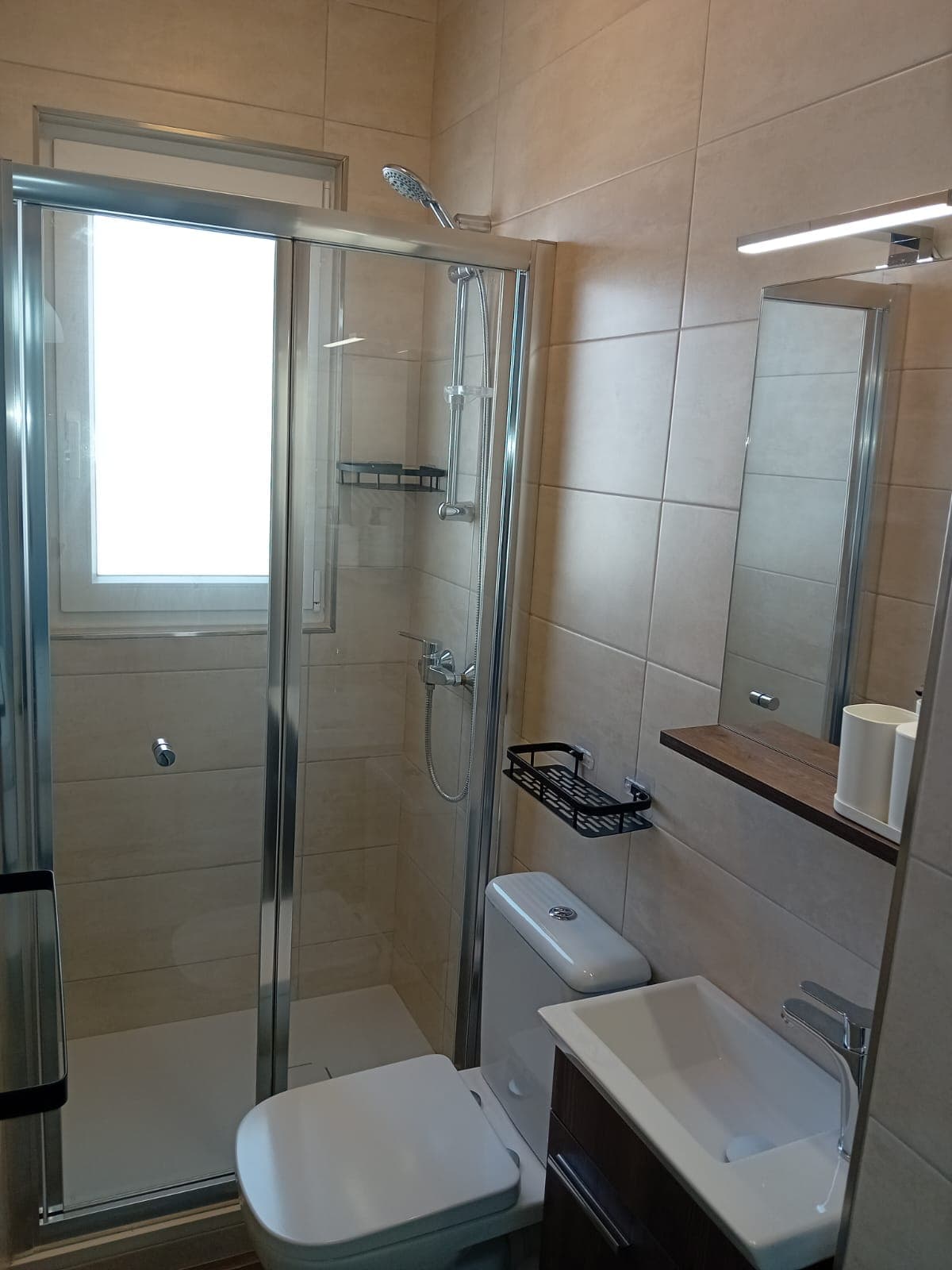 Three Bedroom Apartment with a Balcony in Gzira - thumbnail 11