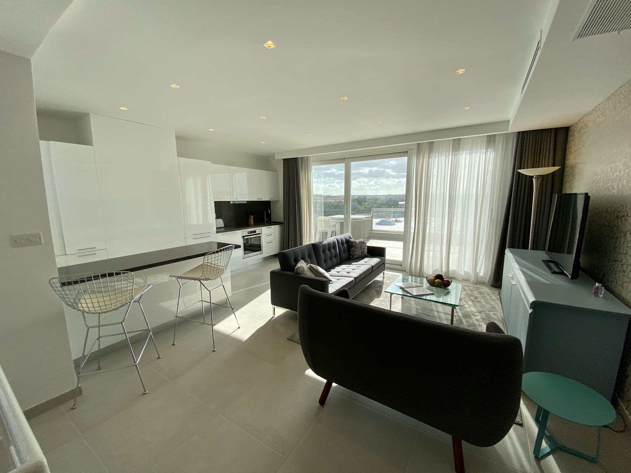 Duplex penthouse in Sliema - thumbnail 4