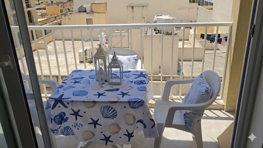 Apartment in Xlendi - Photo 1 of 21