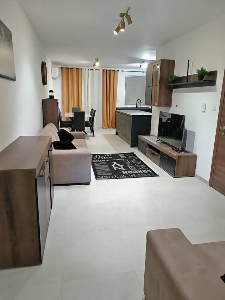 Apartment in Qawra - thumbnail 3