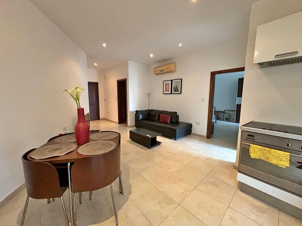 Apartment in Sliema - Photo 1 of 10